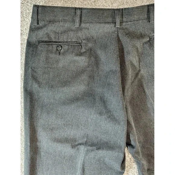 Dockers Mens Individual Fit Gray Khaki Dress Pants Classic Fit NEW Size 40x30 - Picture 7 of 7